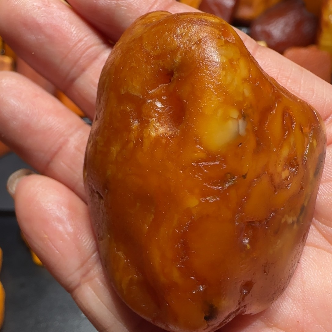 定制琥珀未镶嵌专属定制