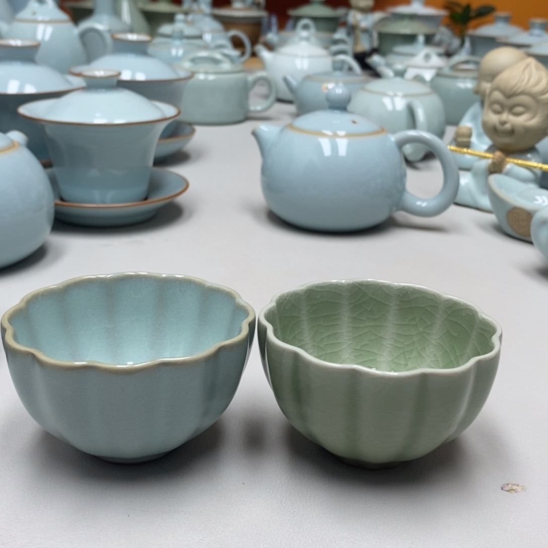 赵琳一对菊瓣杯无礼盒