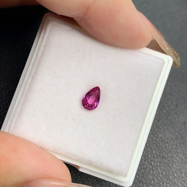 彩色蓝宝石裸石未镶嵌天然无烧粉蓝宝裸石福利