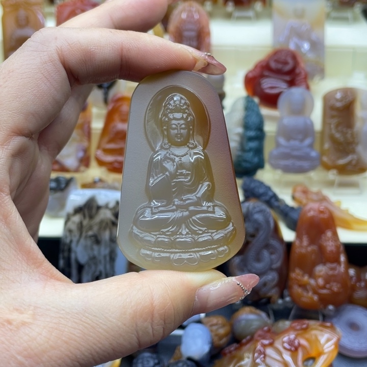 玛瑙/玉髓吊坠(赠链)未镶嵌老*牛吊坠