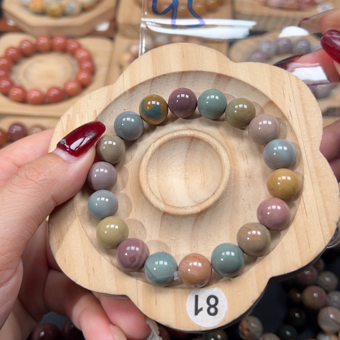 淞***子石英质玉未镶嵌手链