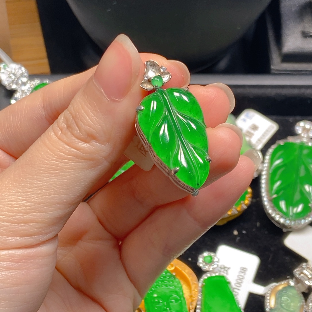 翡翠银S925镶嵌吊坠(不含链)