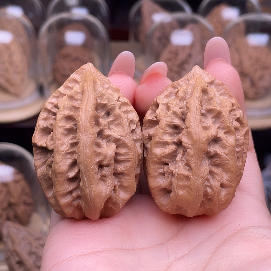 吊坠文玩核桃一道筋