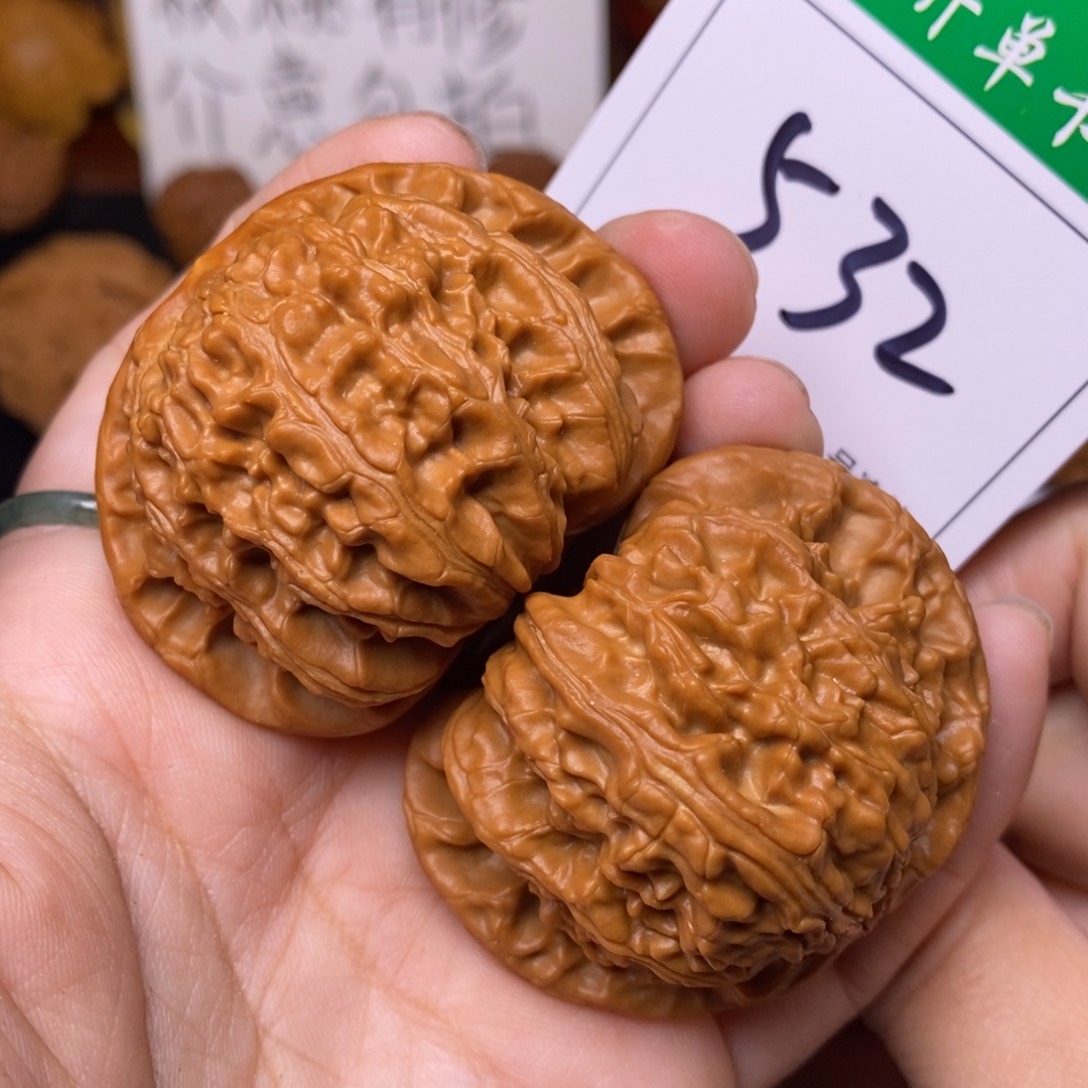 把件文玩核桃532闷尖白狮子头4.9