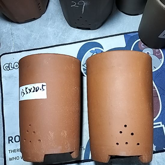 紫砂红泥大笔筒两个