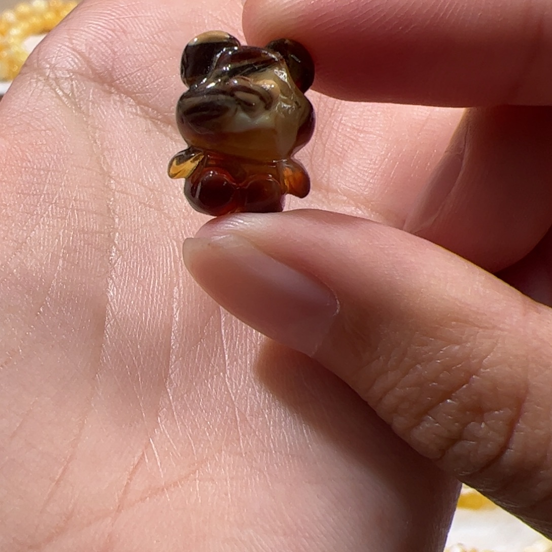 琥珀未镶嵌珠宝奇石浓蜡沁色妖花小熊