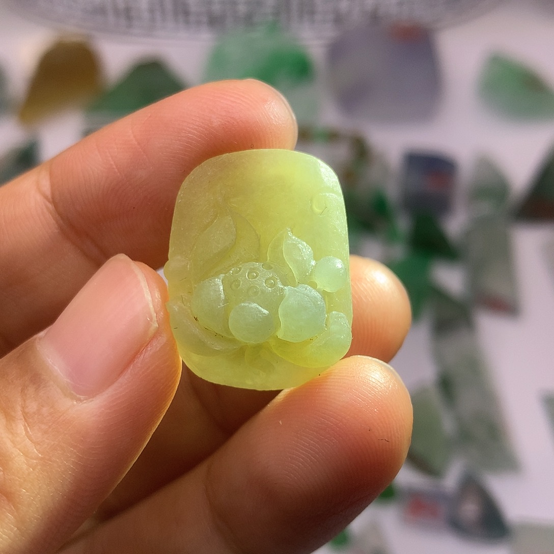 定制翡翠未镶嵌天然翡翠定制