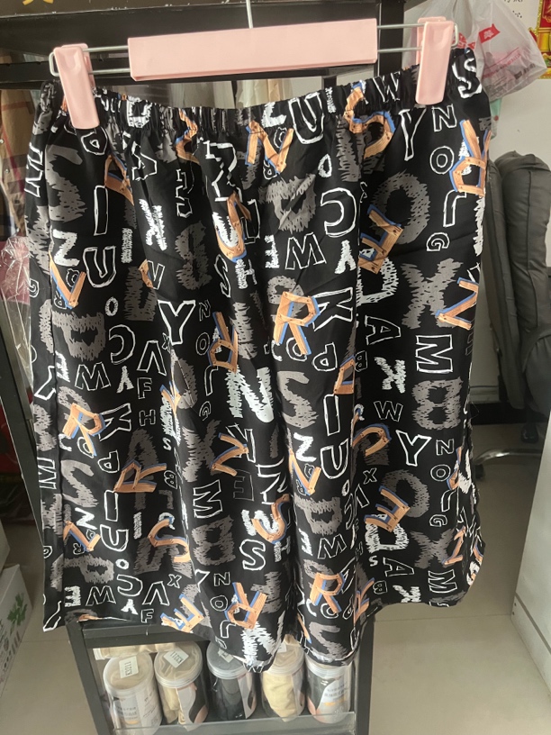 男士潮流印花宽松短裤（棉绸）