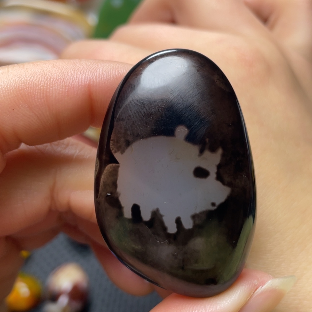 玛瑙/玉髓未镶嵌珠宝奇石