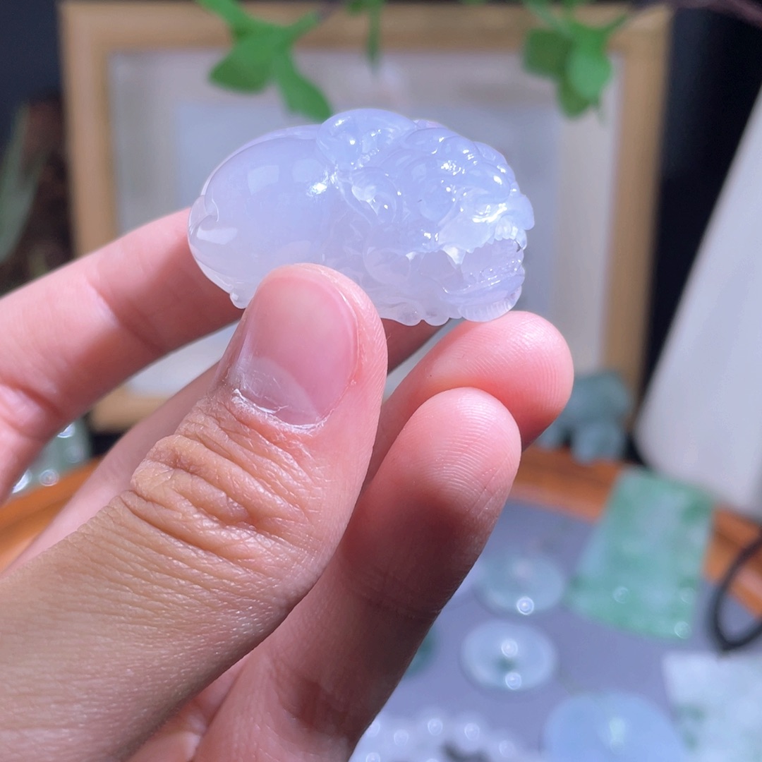 翡翠未镶嵌颈饰吊坠