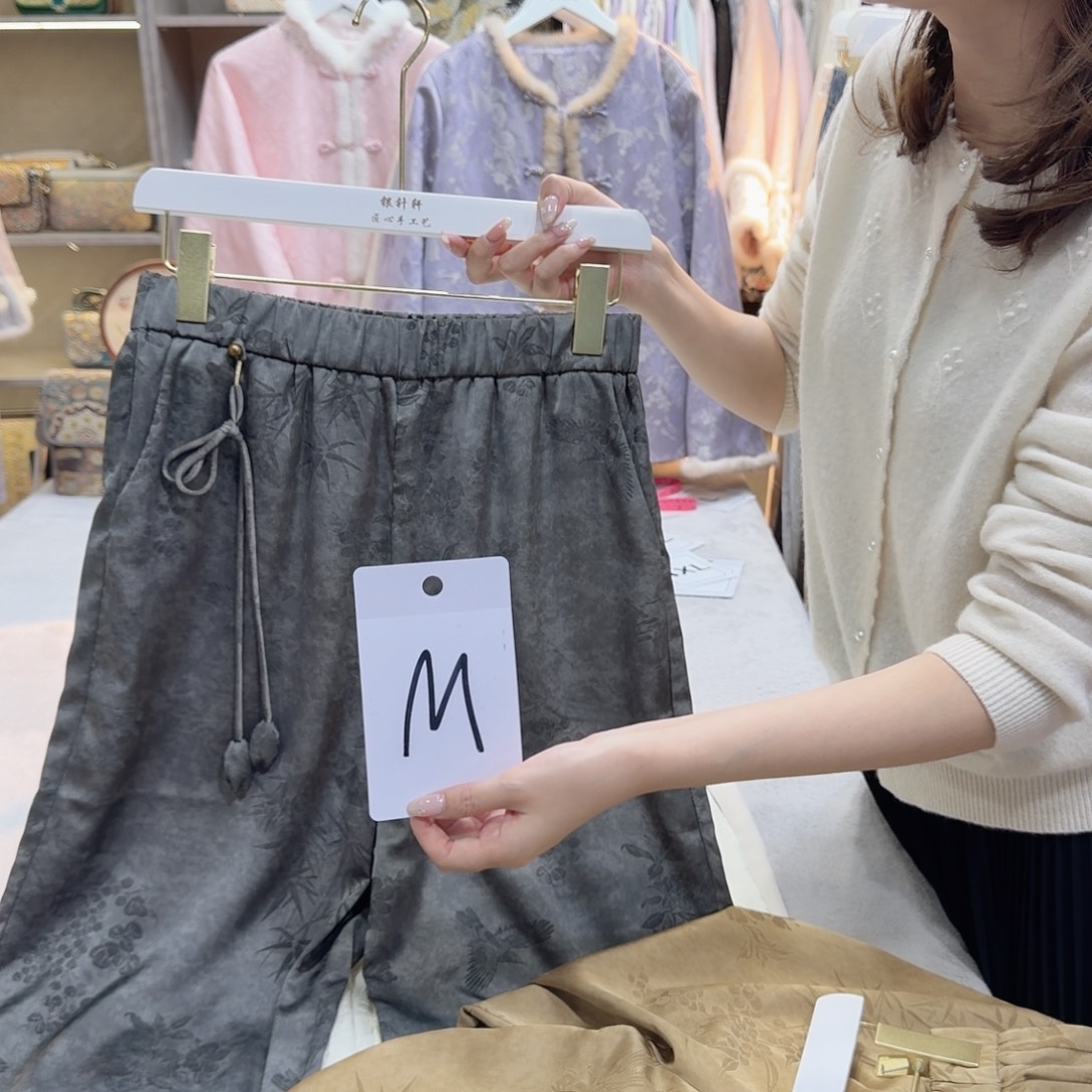 琳***子好看好看好看好看好看