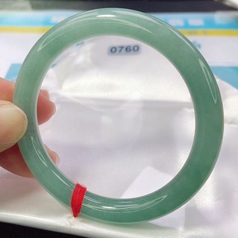 翡翠手镯未镶嵌0760号