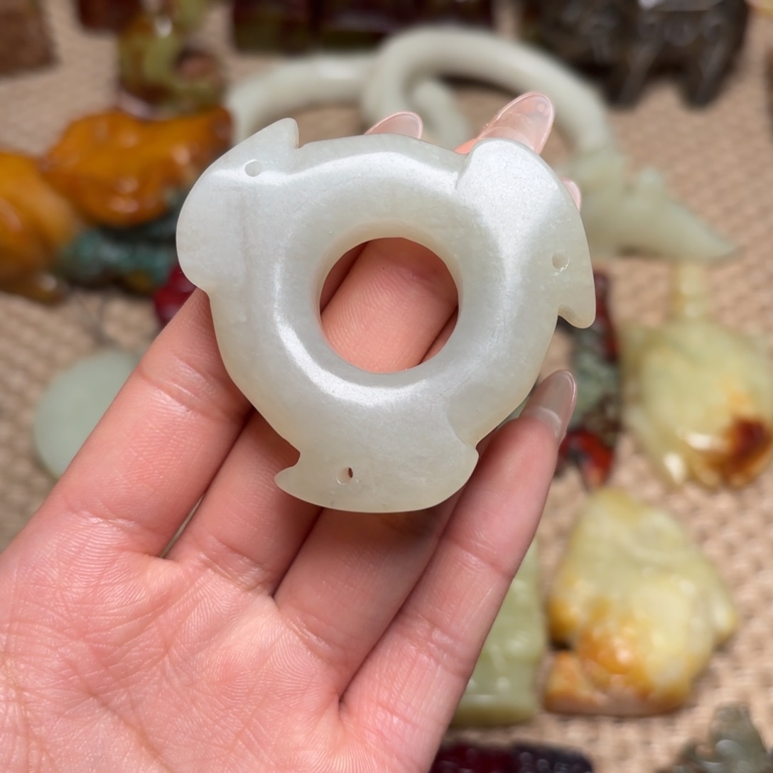 白玉菩提吊坠白玉菩提——白玉菩提