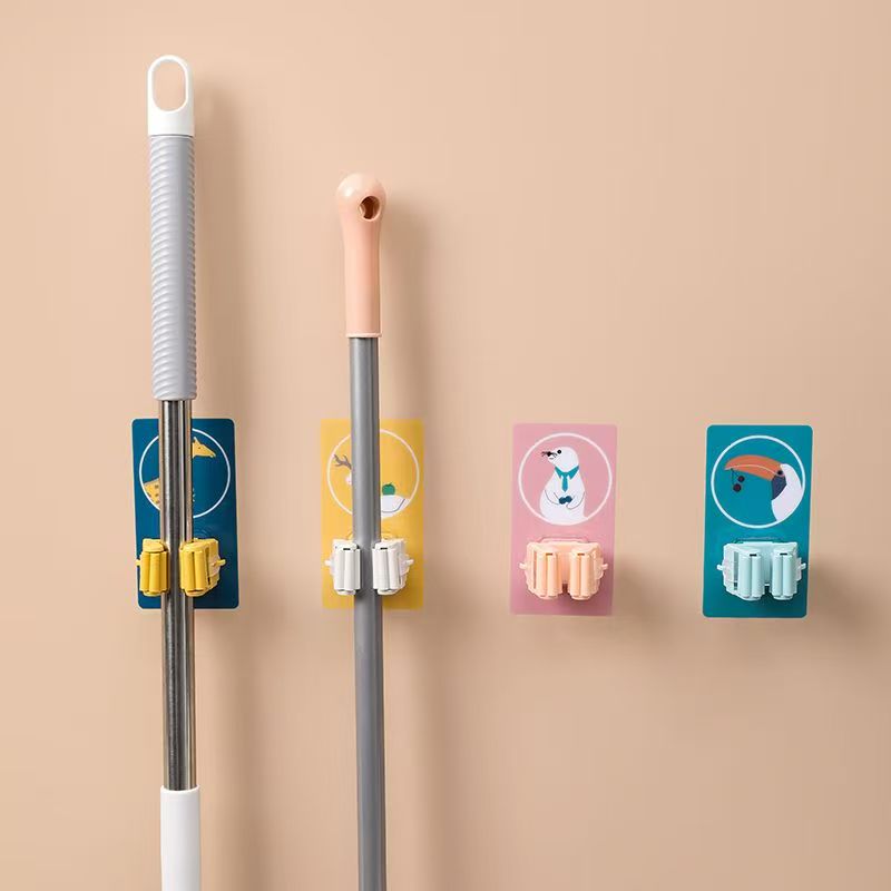 (拍一发四)免打孔卫生间墙壁卡通拖把挂钩卡扣夹子颜色随机   