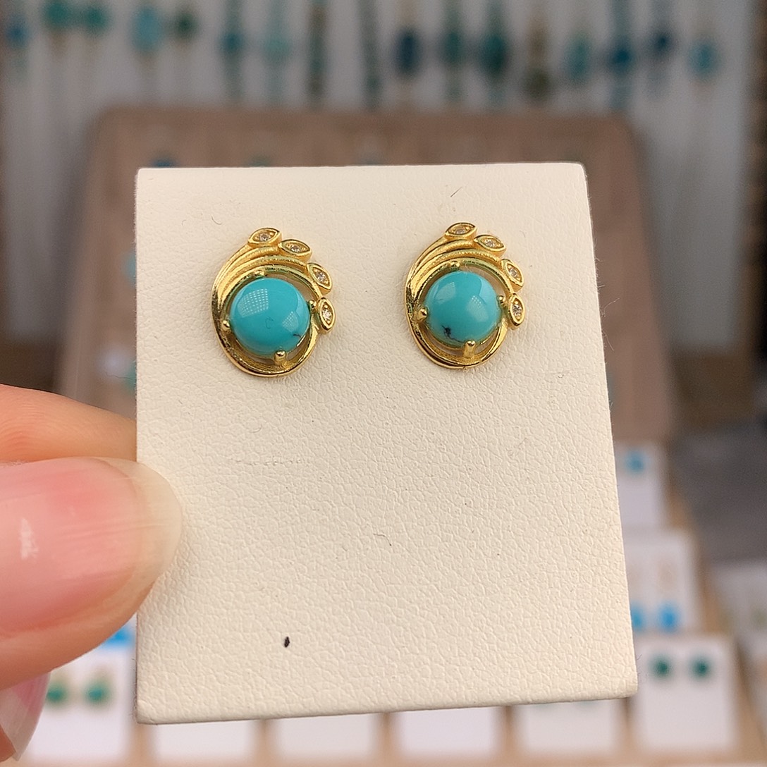 绿松石未镶嵌耳饰