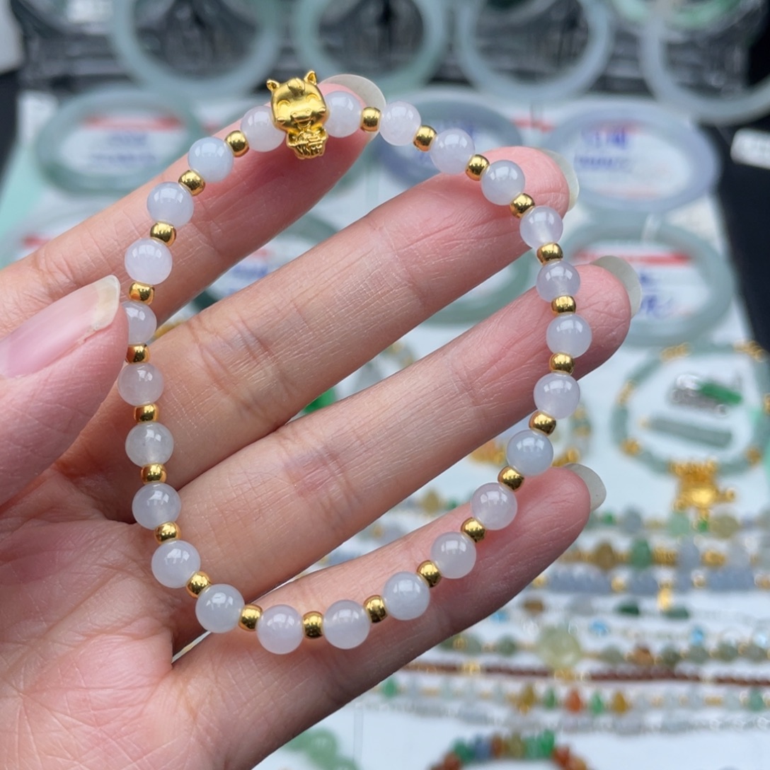翡翠足金镶嵌手串