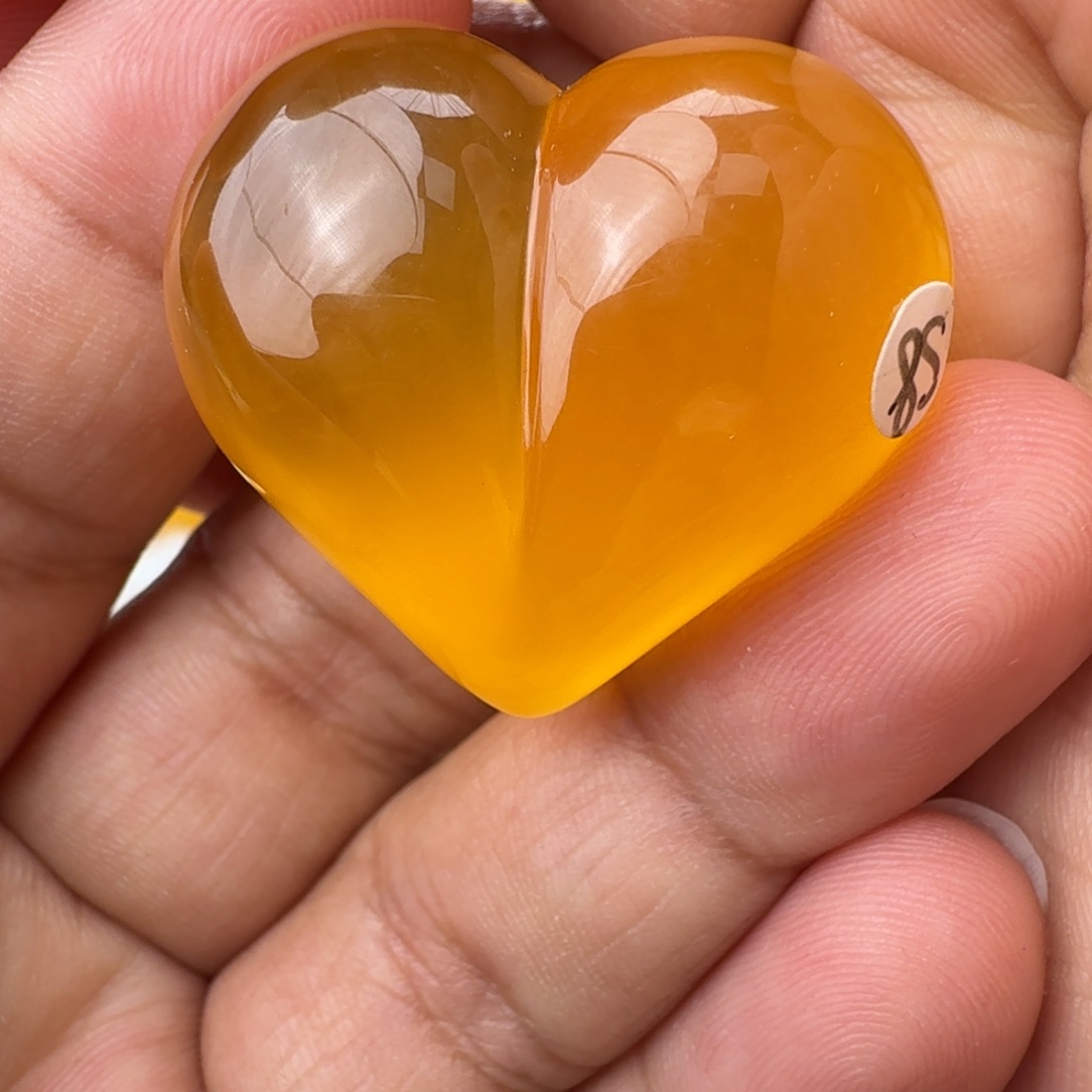 未镶嵌琥珀珠宝奇石10.5克