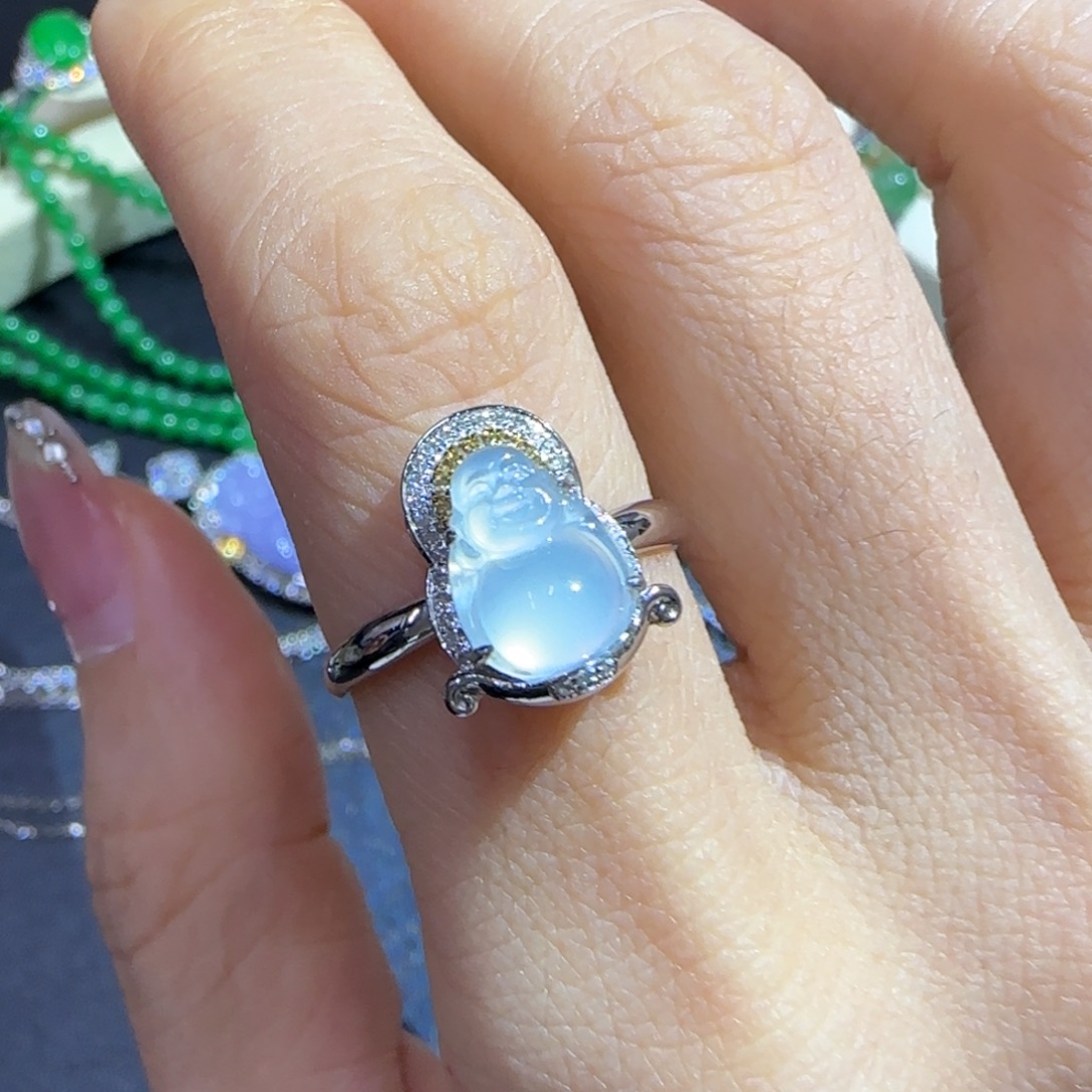 翡翠18K金镶嵌颈饰精品