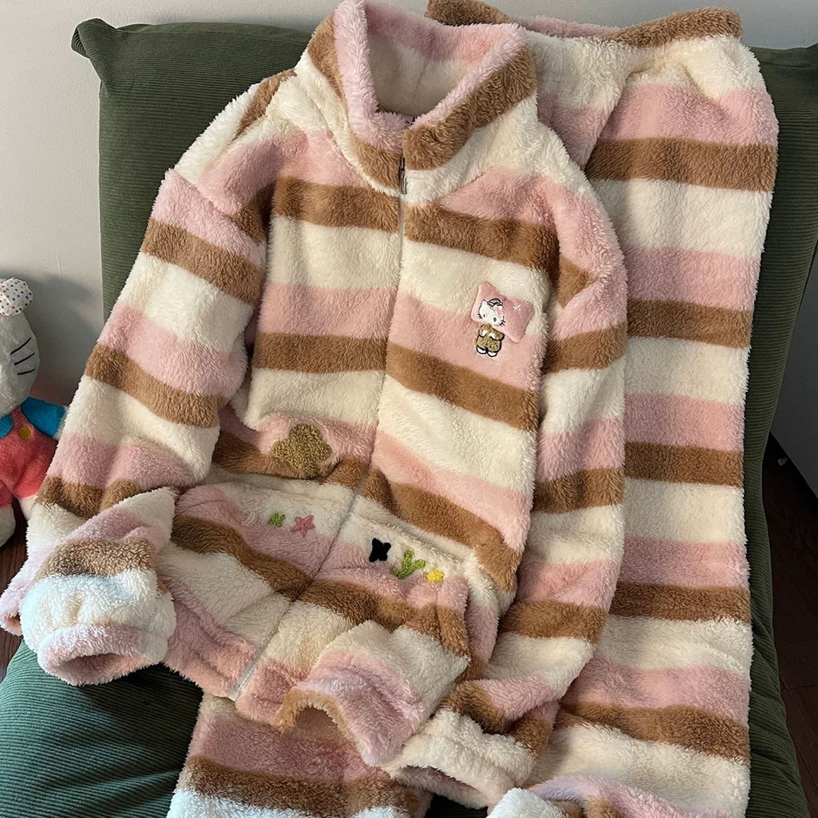 甜美高领拉链珊瑚绒睡衣女秋冬季加绒保暖法兰绒家居服6892