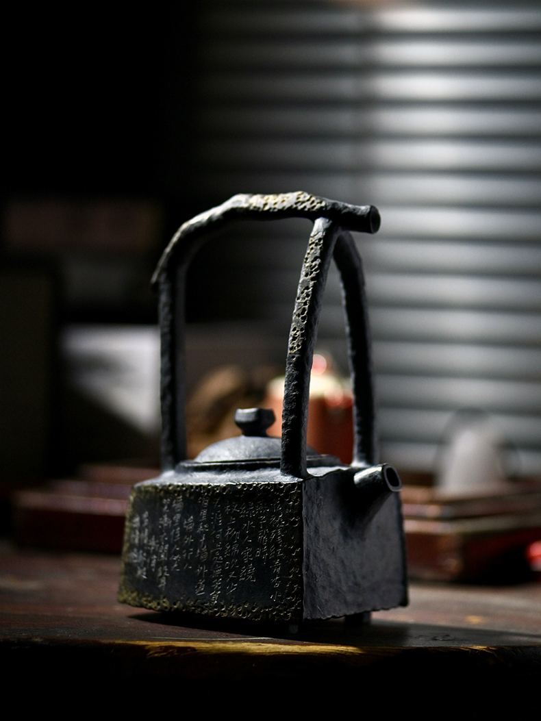 程力钦大师手作孤品提梁壶冰碛岩石壶的《碟恋花》