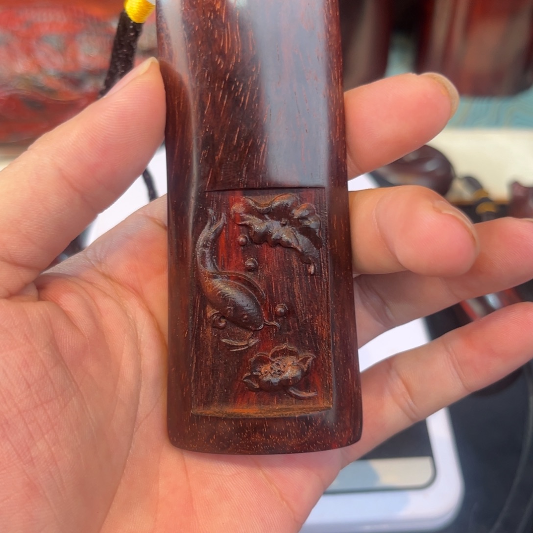 红木印度小叶紫檀手把件