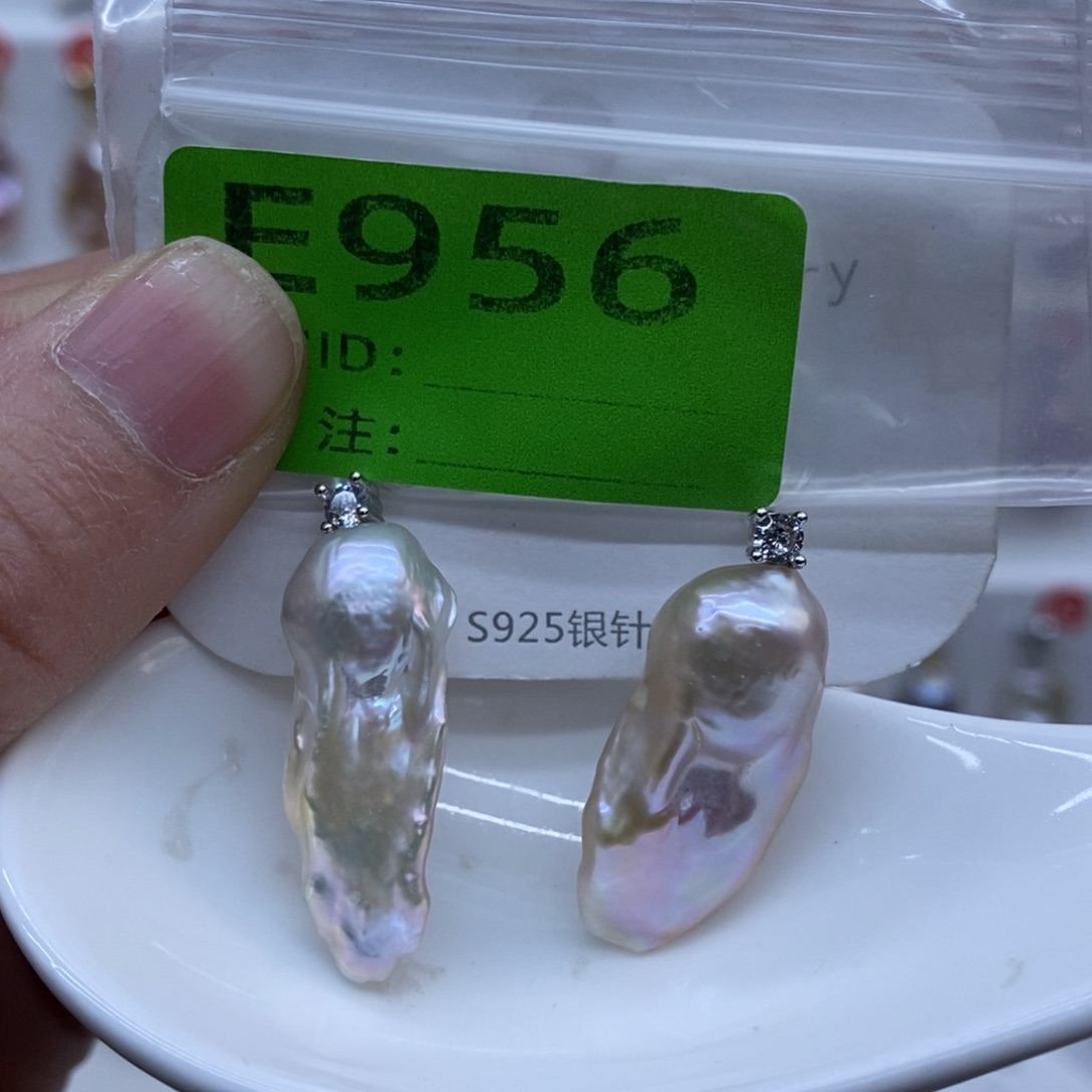 颈饰未镶嵌淡水珍珠