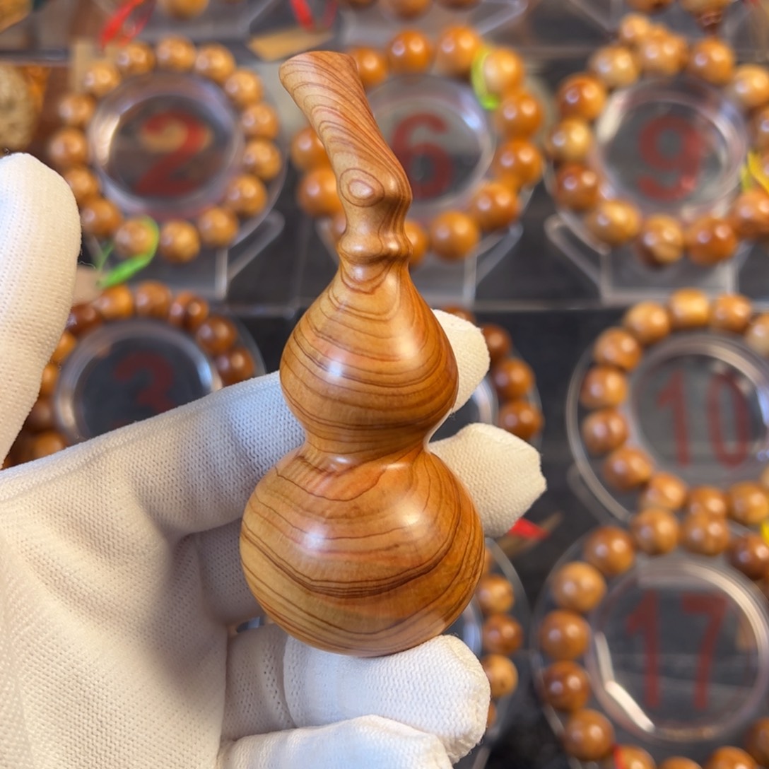 柏木（崖柏）用****3太行崖柏葫芦