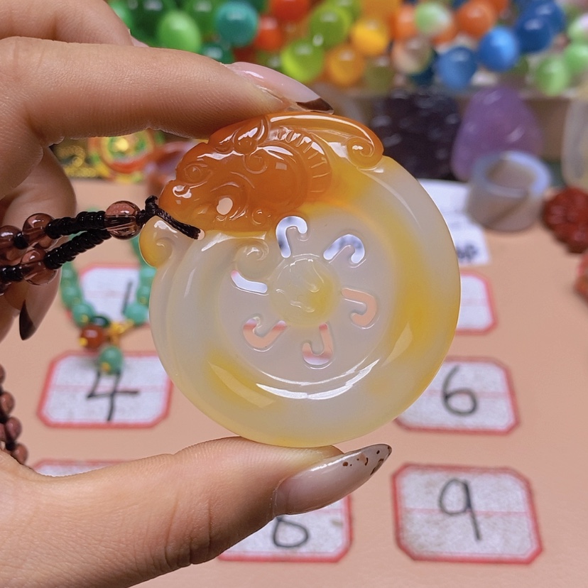 【闪购商品】玛瑙/玉髓颈饰未镶嵌止**爱