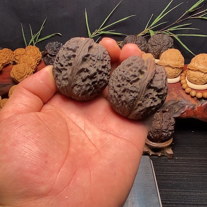 文玩核桃吊坠 云南铁核桃9