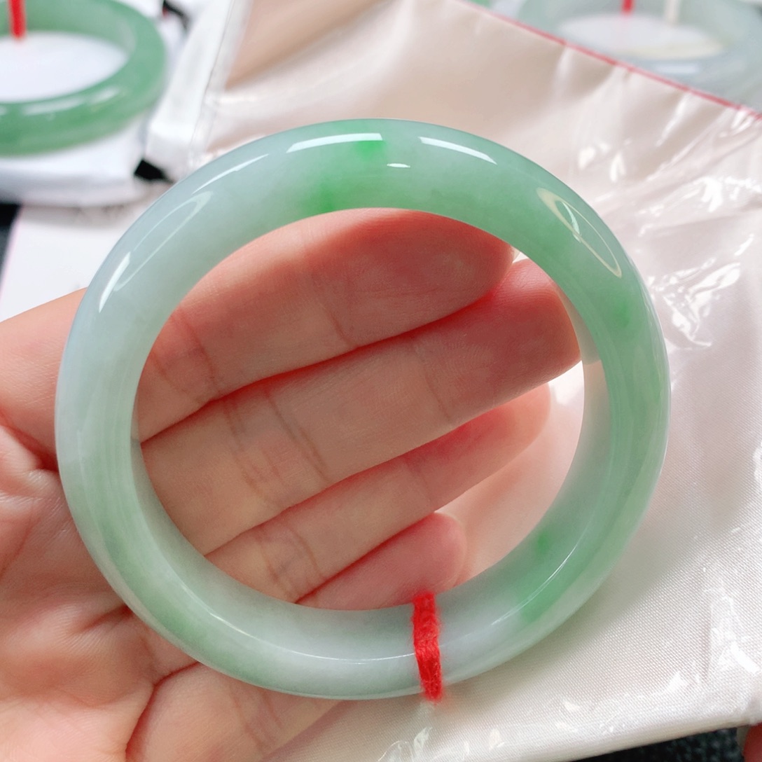 未镶嵌手镯翡翠55.8正