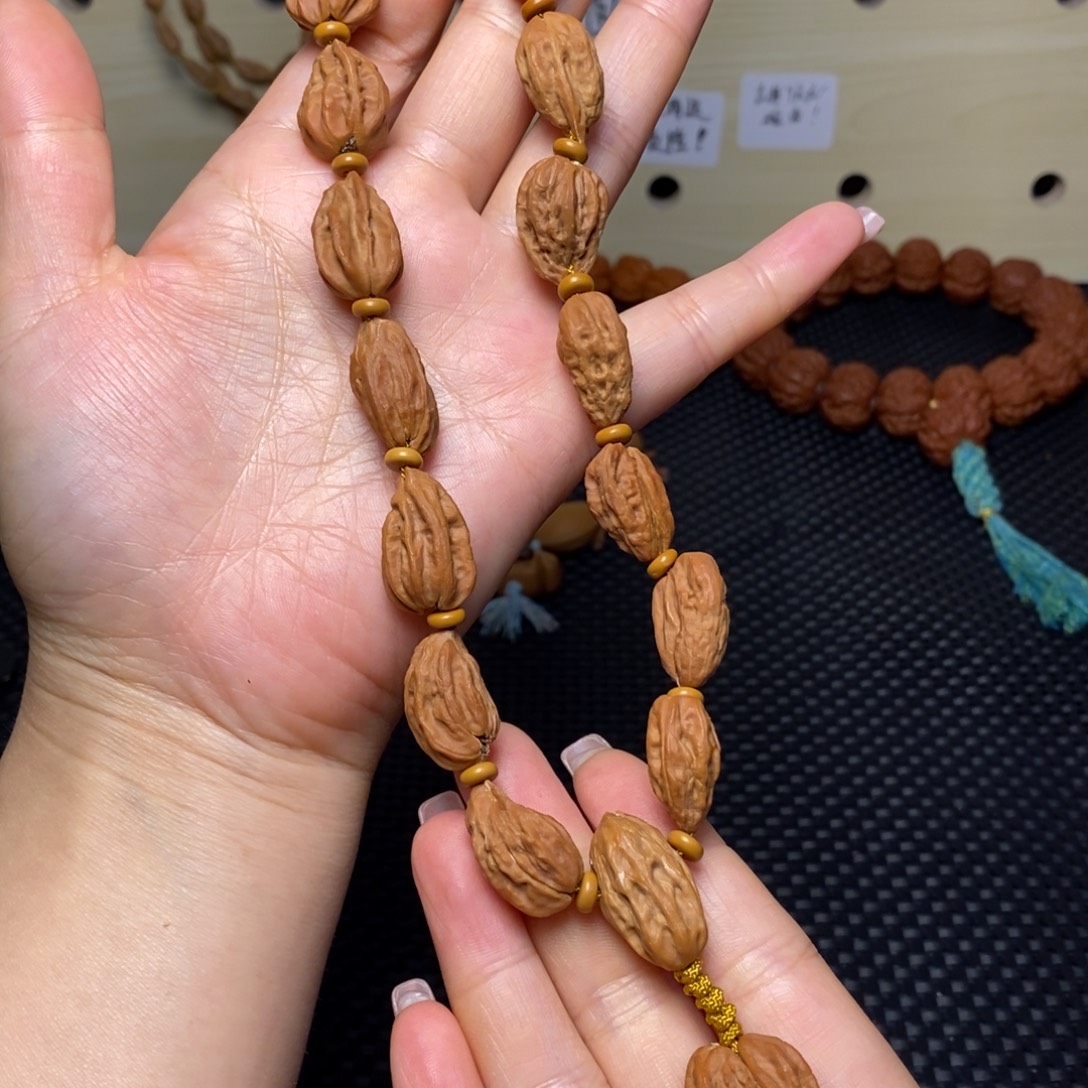 手串文玩核桃异形手持
