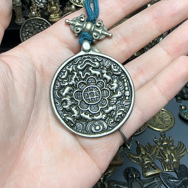 泥塑精品小元素品相完美