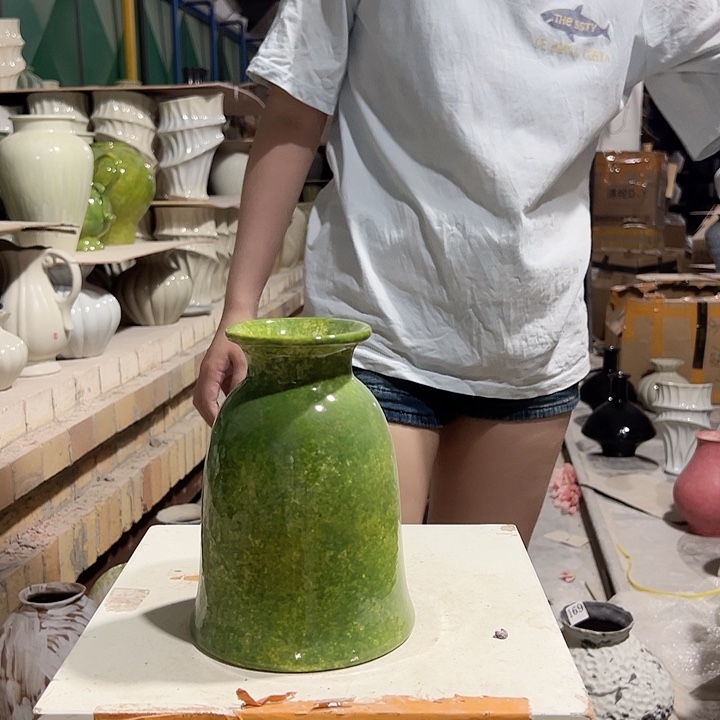 景德镇陶瓷花瓶微瑕介意勿拍