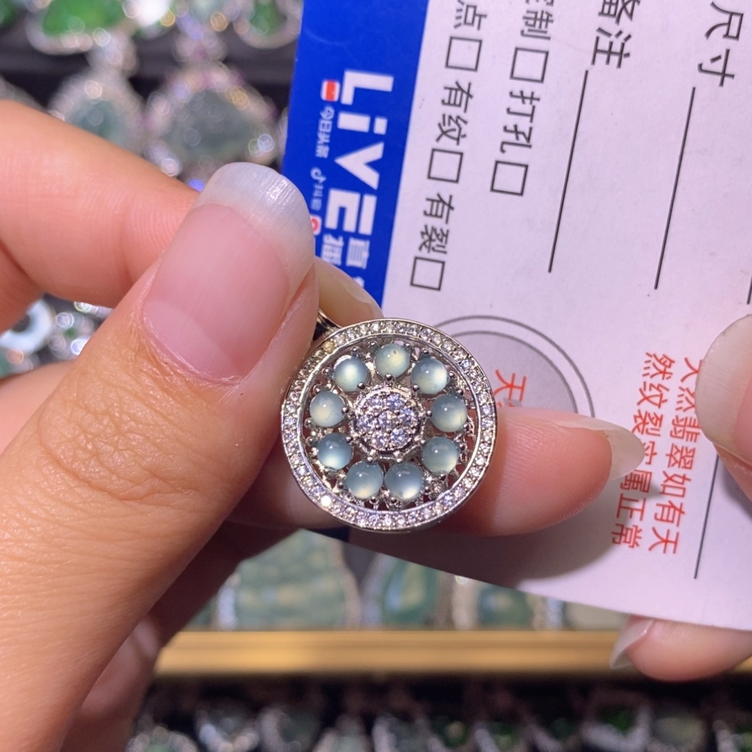 翡翠未镶嵌颈饰天然