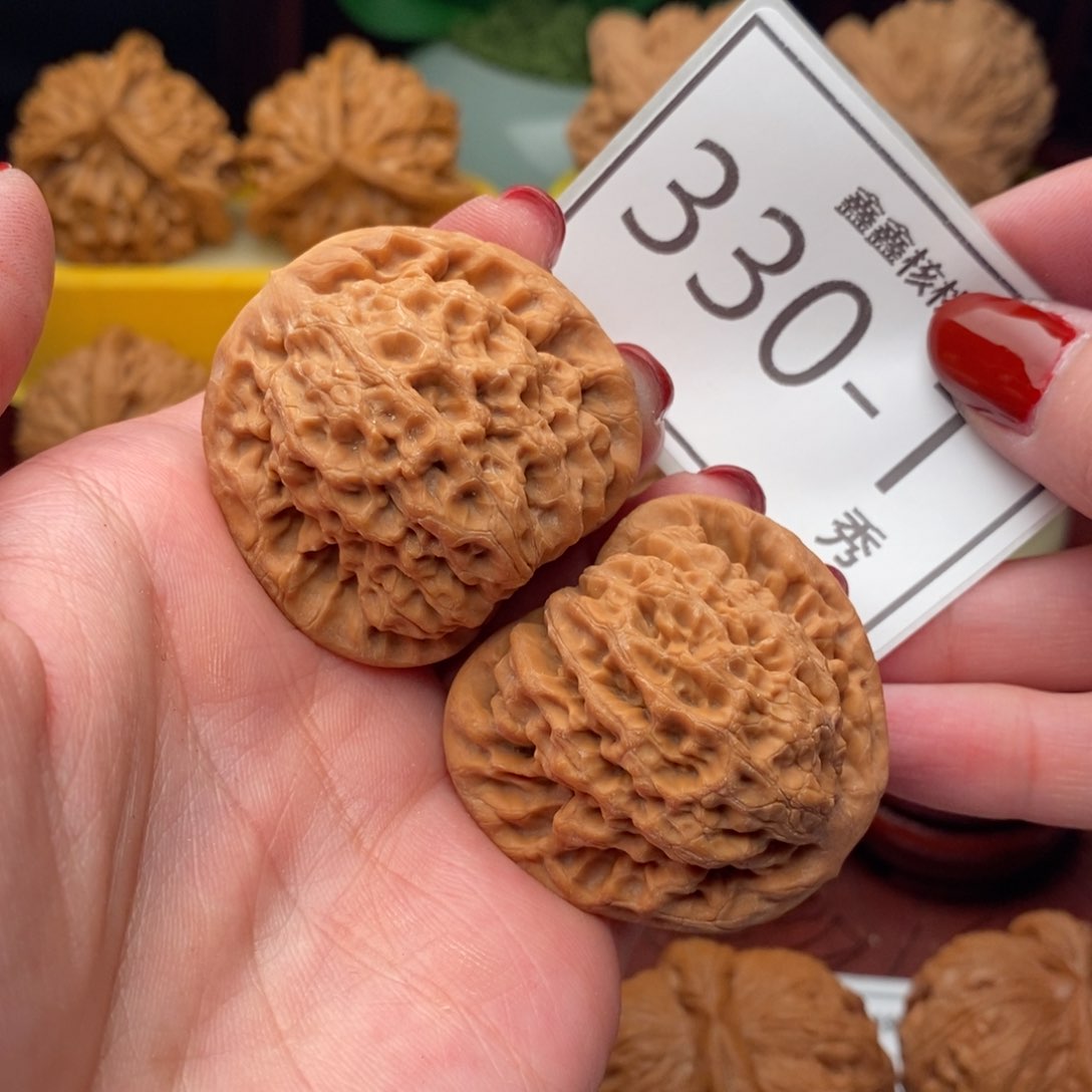 文玩核桃把件金公子40