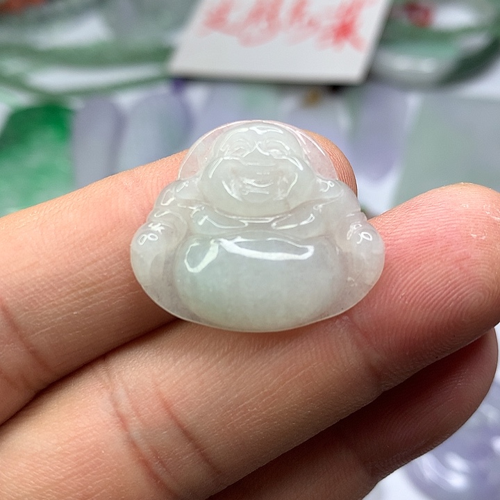 翡翠吊坠(赠链)未镶嵌