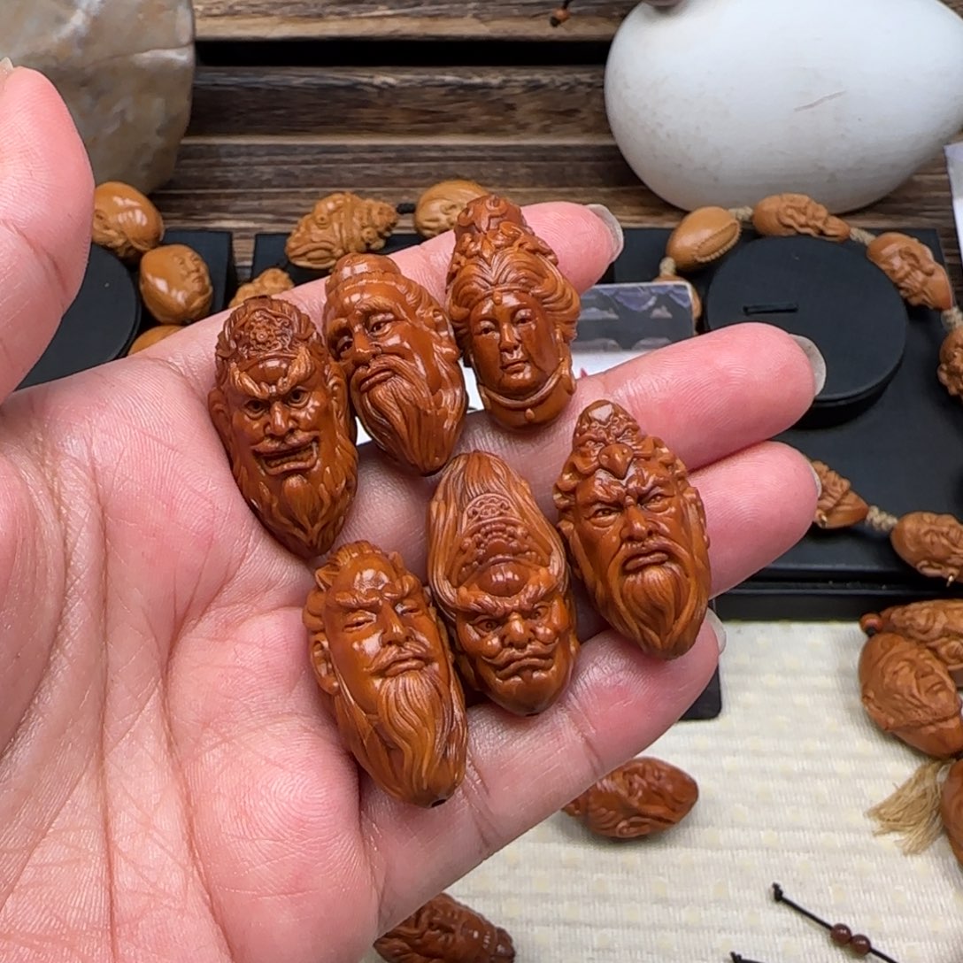 橄榄核手串萧*橄榄手工制作工艺