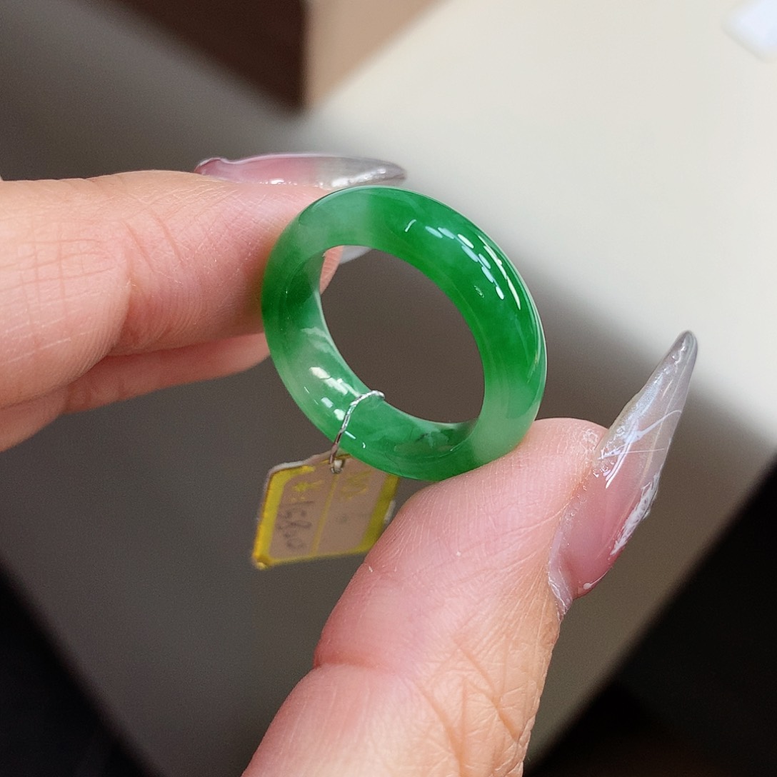 翡翠戒指未镶嵌16号