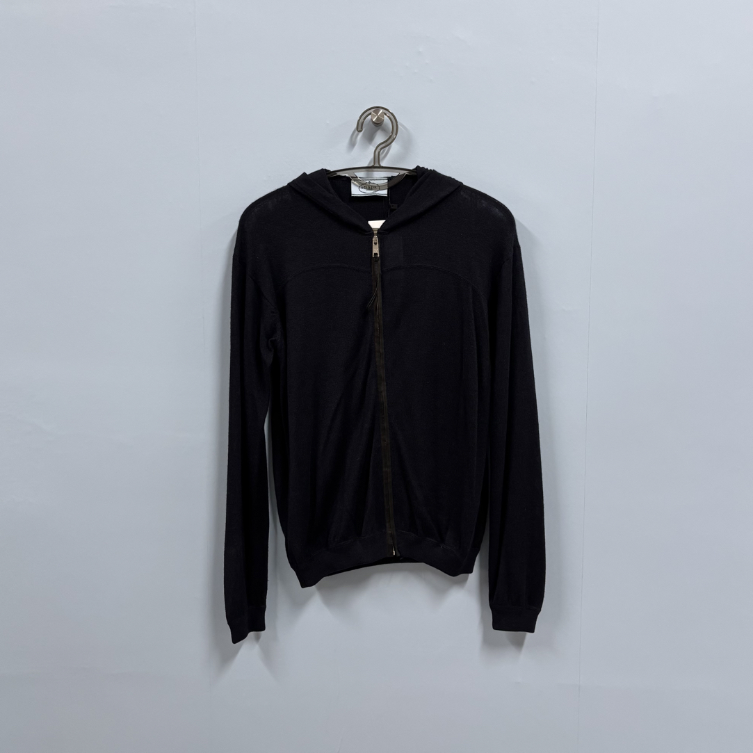 99新 Prada/普拉达 纯色拉链连帽针织外套/40码/k52709