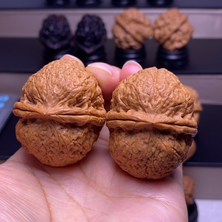 文玩核桃把件降龙罗汉57