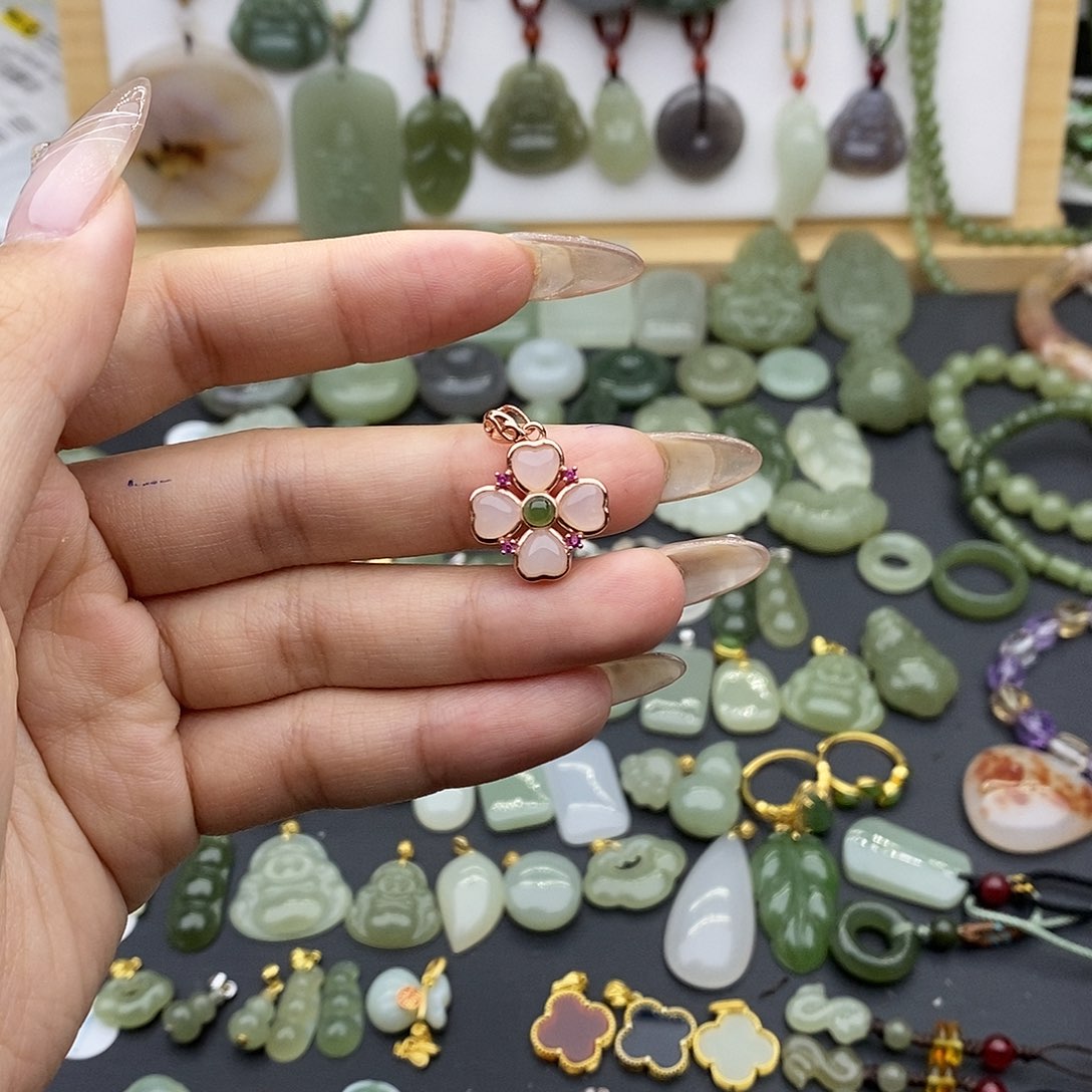 和田玉吊坠(不含链)银S925镶嵌