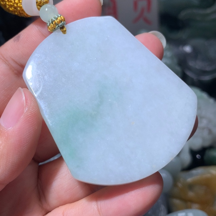 翡翠未镶嵌颈饰保真天然A货翡翠