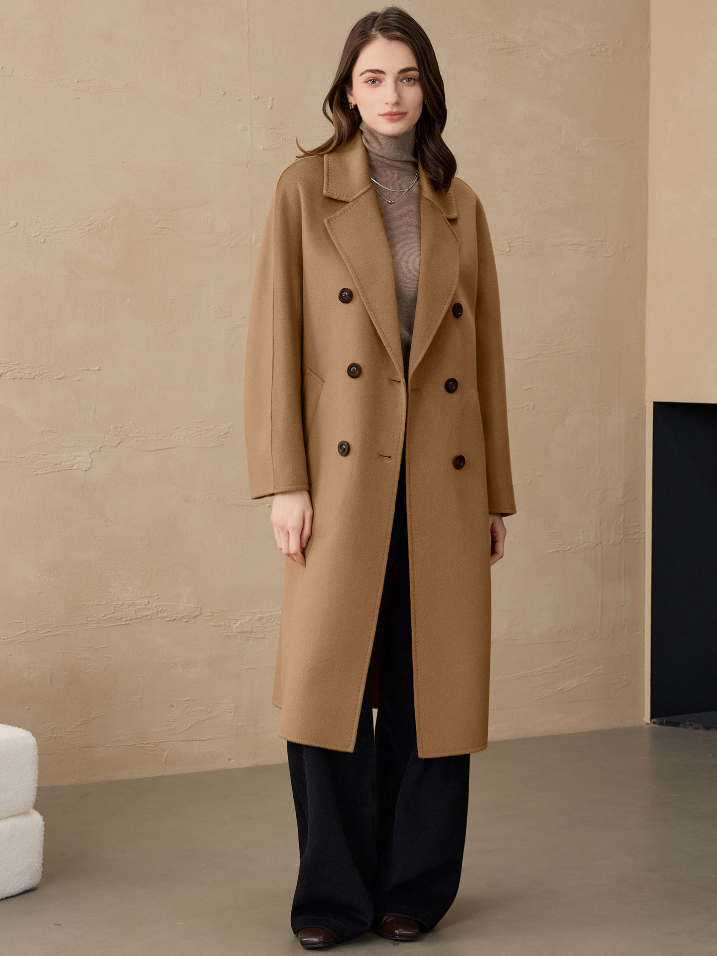 【阿邱甄选】经典双排六粒扣双面呢羊绒大衣  CR3801MADAME