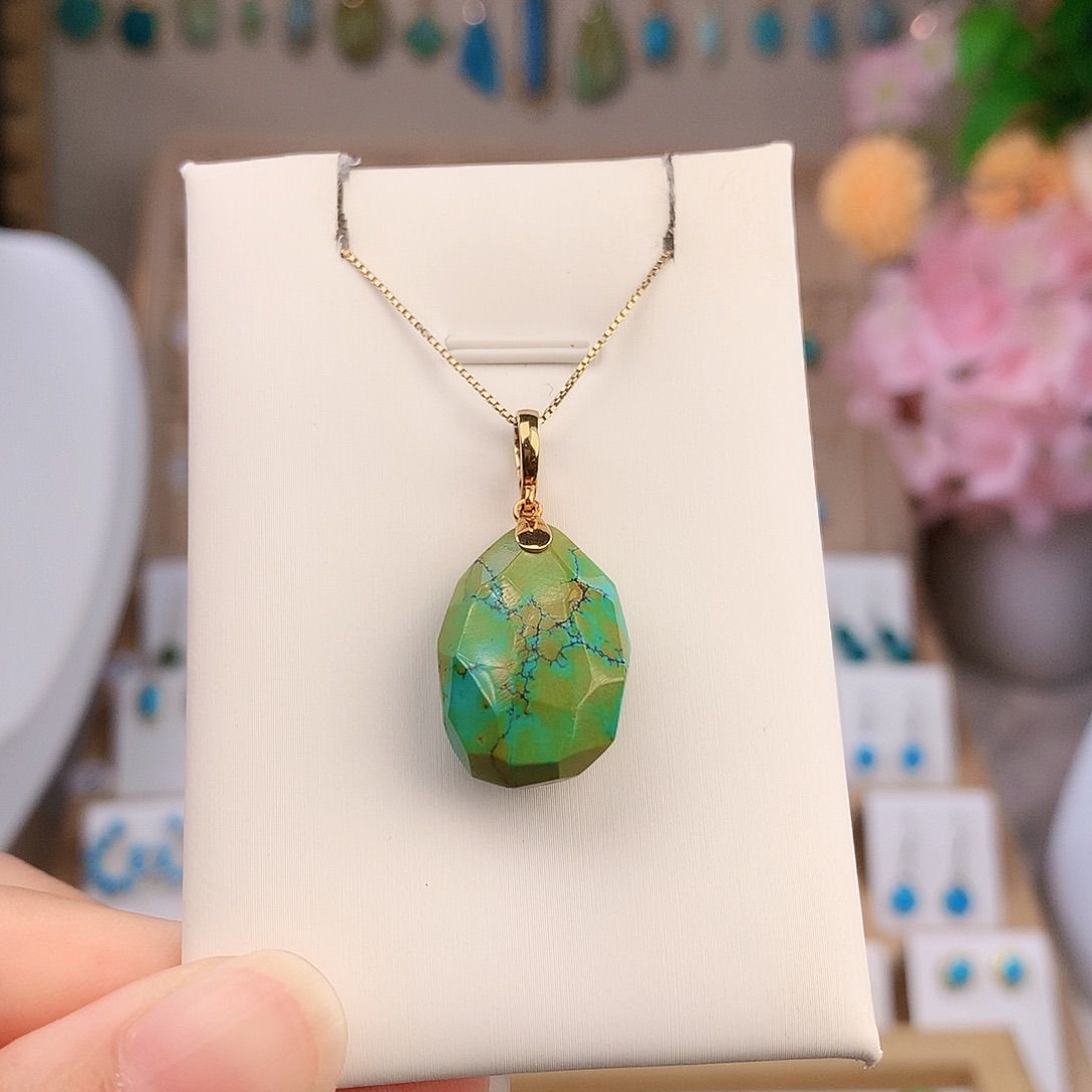 绿松石18K金镶嵌颈饰