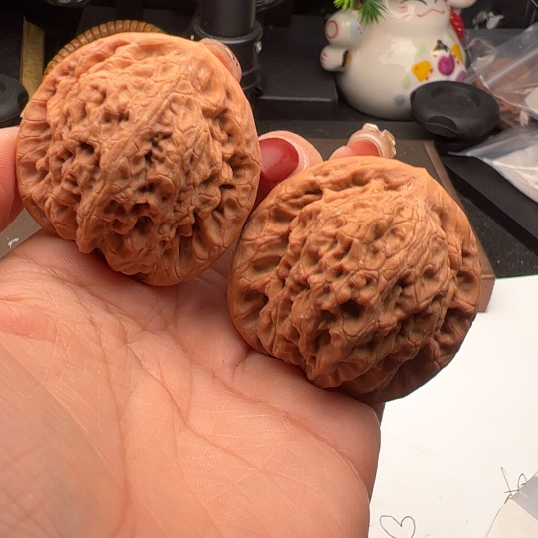 文玩核桃吊坠滢金公子44