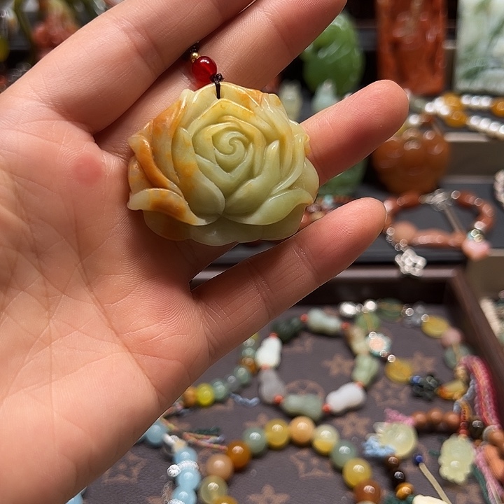 未镶嵌岫玉吊坠，挂件，
