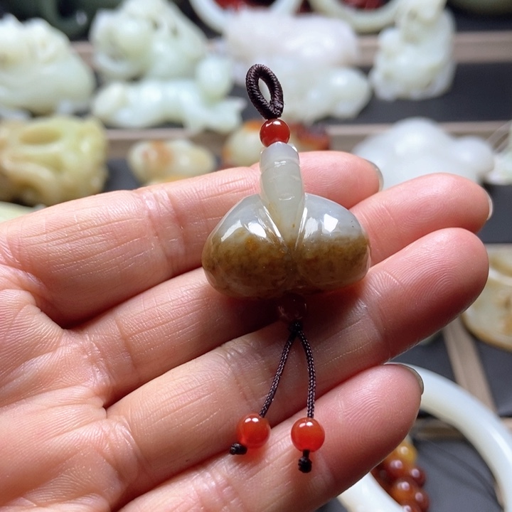 和田玉挂件未镶嵌