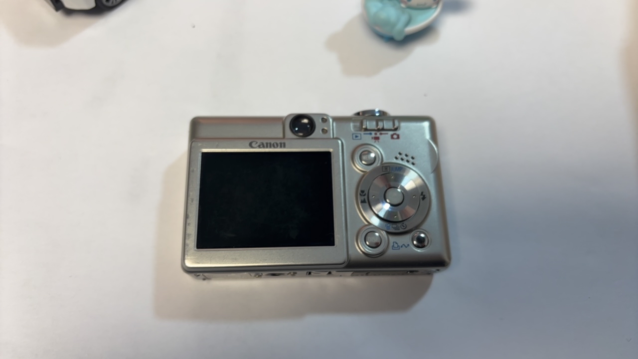 9新  佳能ixus50复古校园便携式冷白皮 数码相机卡片机口袋相机