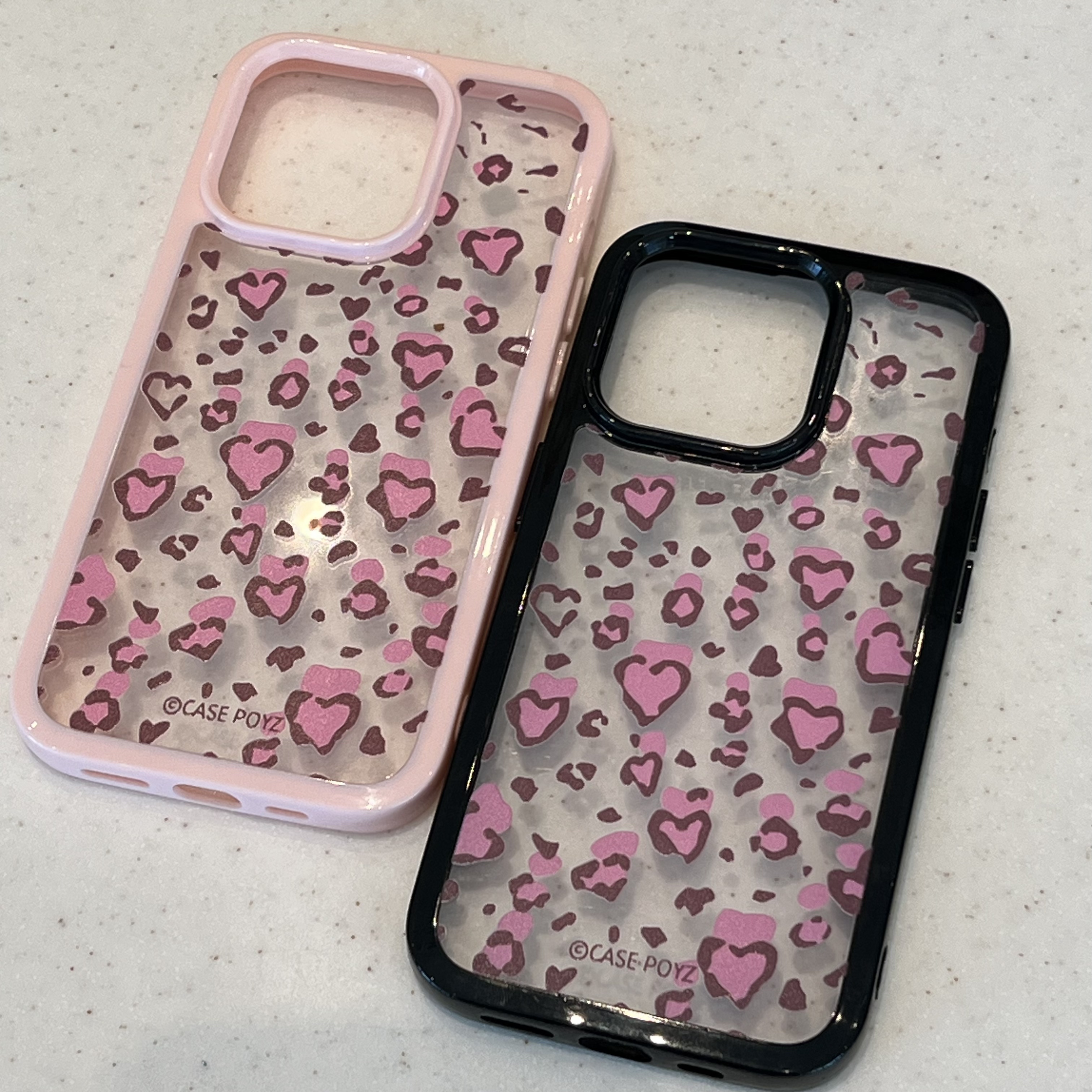 奥菲顿少女粉爱心豹纹适用iPhone16/15pro亚克力苹果14/13手机壳