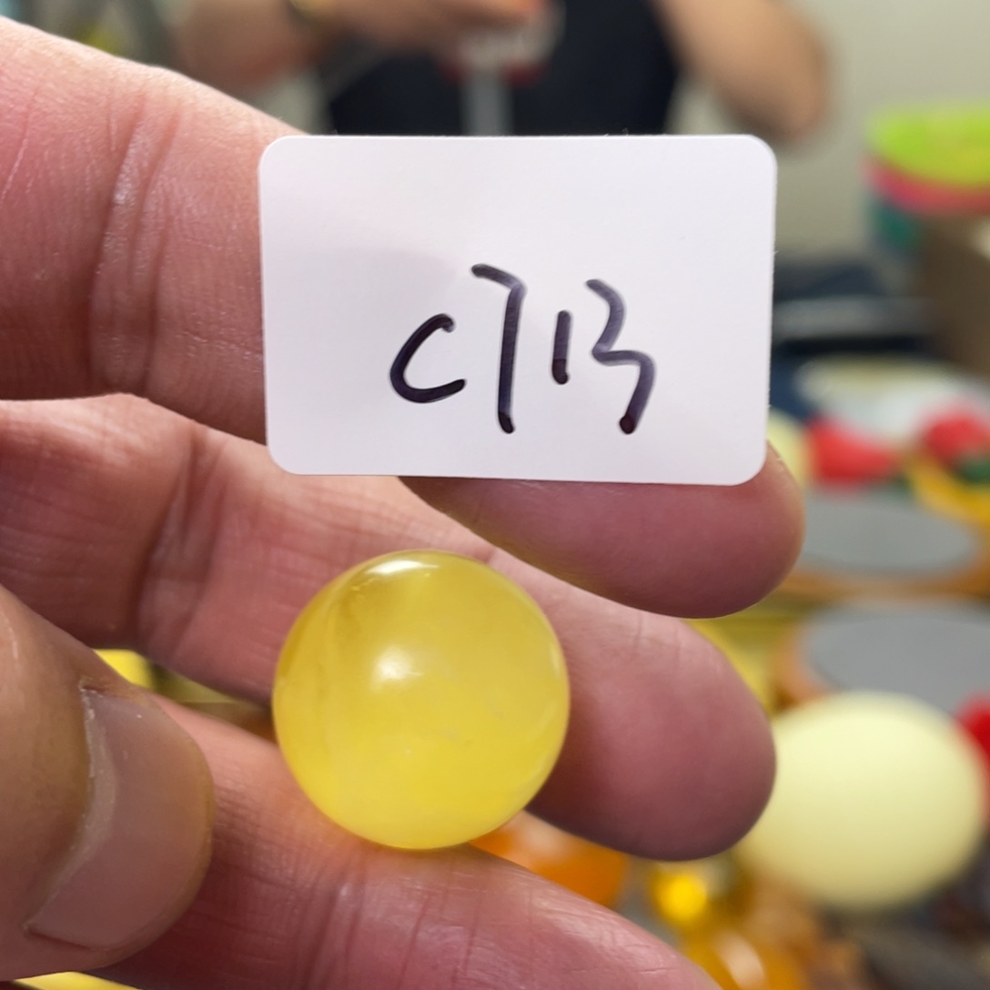 手链琥珀未镶嵌多样性发，发其中一件